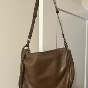 Elegant Brown Leather adjustable Shoulder/crossbody Bag